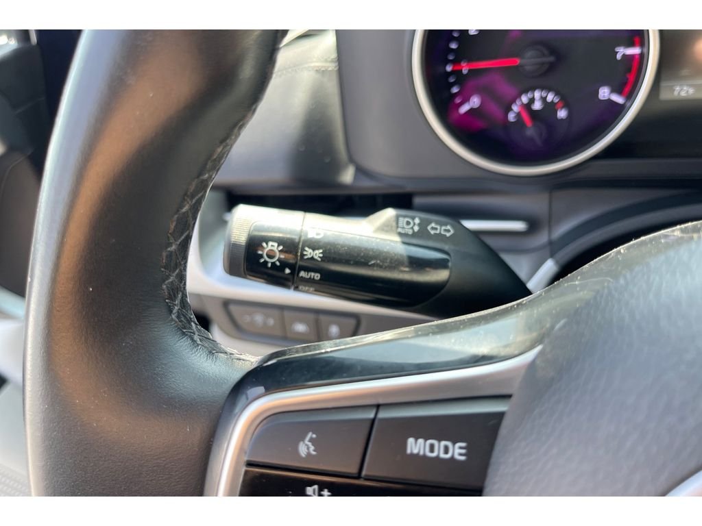 Used 2022 DEEP CHROMA BLUE Kia LXS image 37