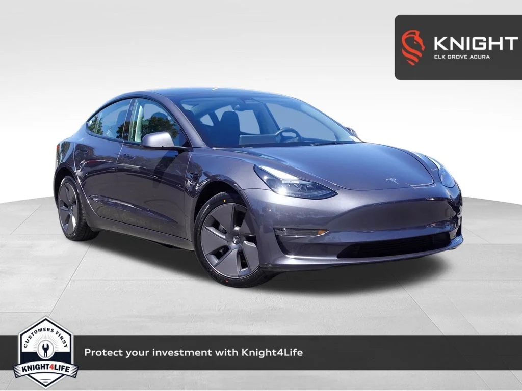 2023 Tesla Model 3 -'s photo