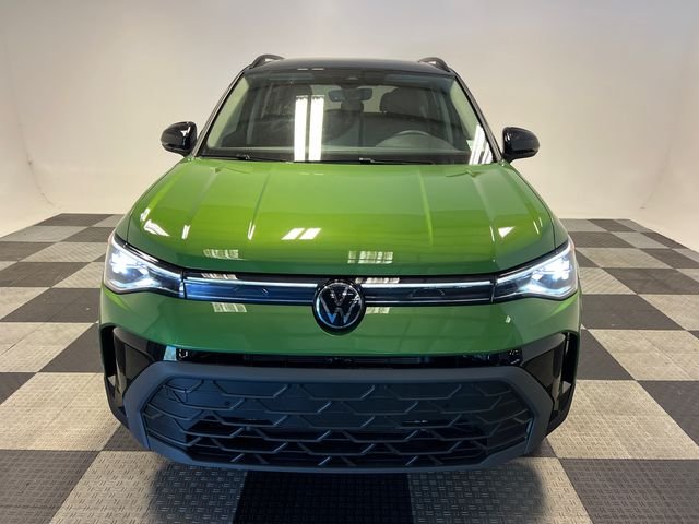 New 2026 Green Volkswagen 1.5T SE Black image 2