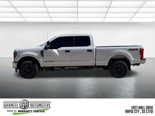 Used 2018 White Ford XLT image 2