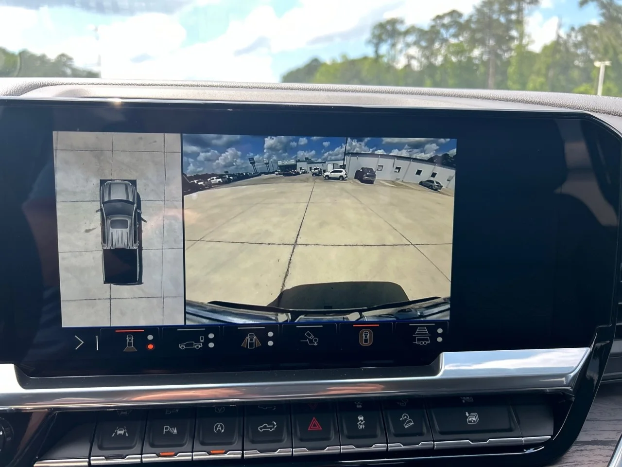 2026 GMC Sierra 1500 SLT - Photo 12