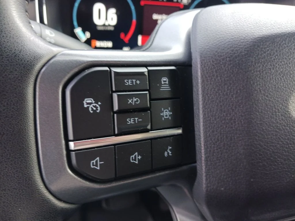 Used 2023 White Ford Lariat image 37