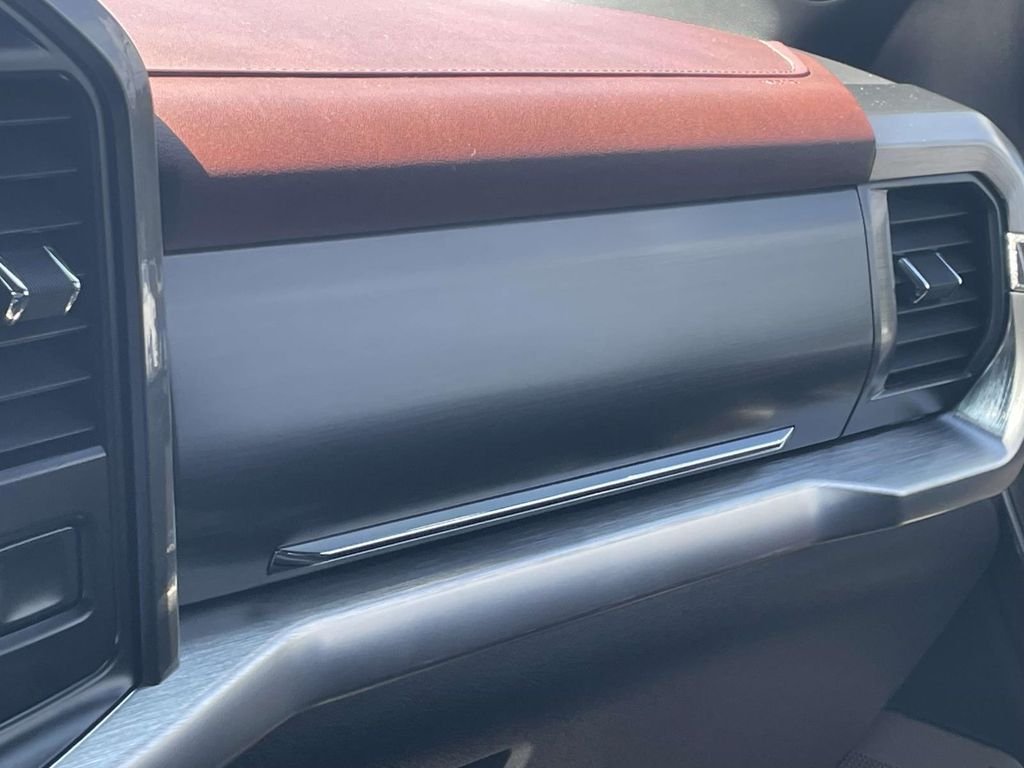 Used 2022 Gray Ford Lariat image 34