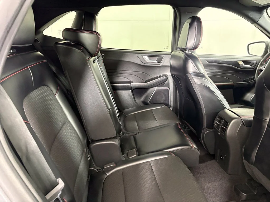Used 2025 Gray Ford ST-Line image 21