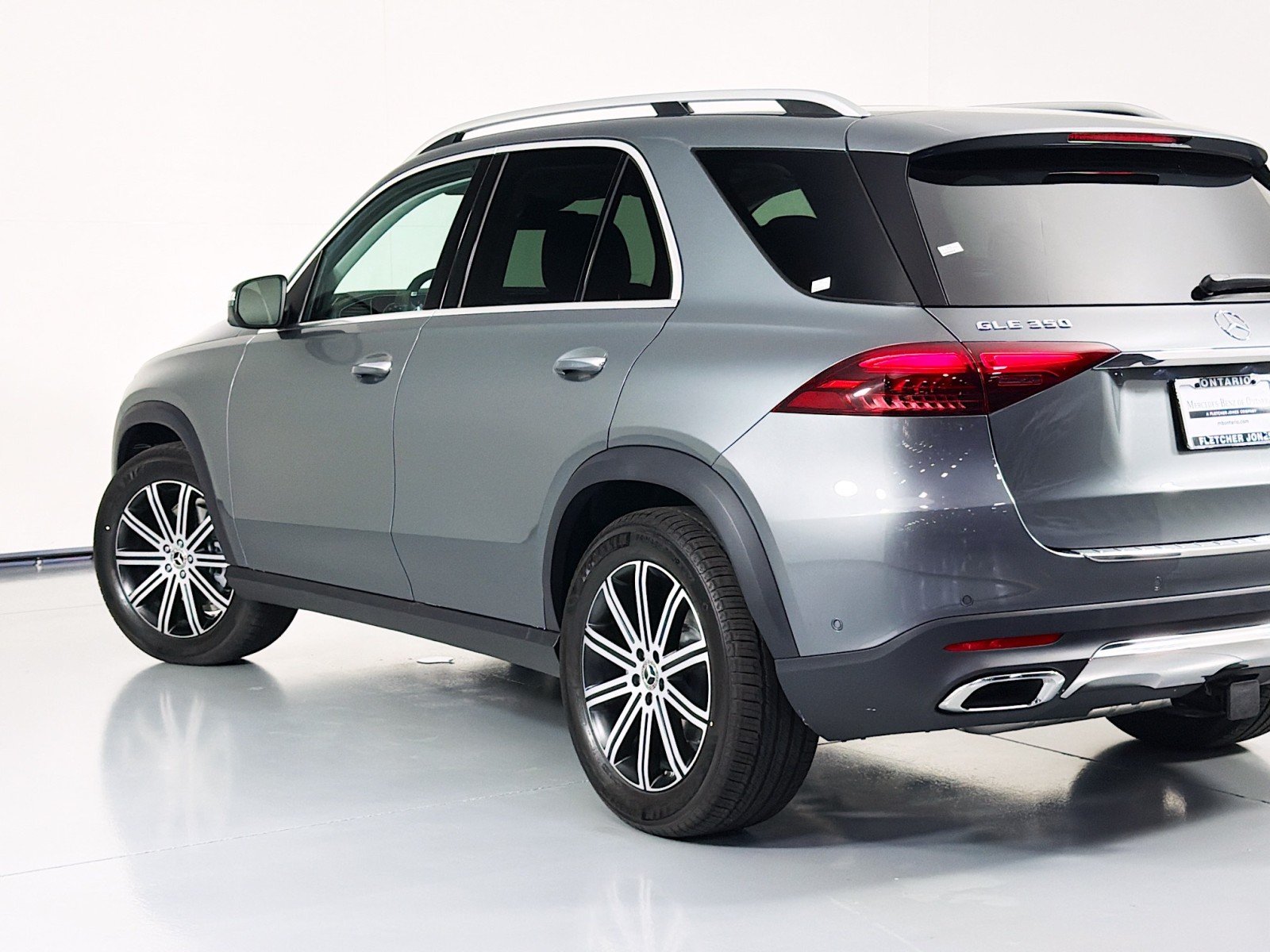 New 2026 Selenite Grey Metallic Mercedes-Benz GLE 350 4MATIC® SUV image 14