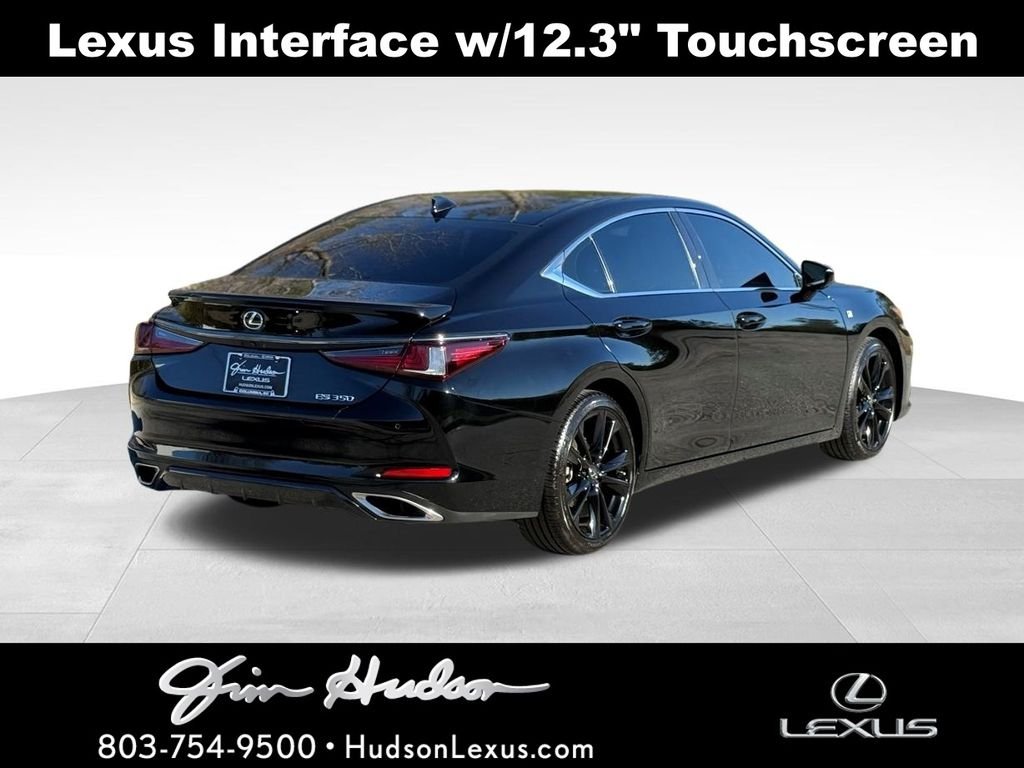 2024 Lexus ES 350's photo