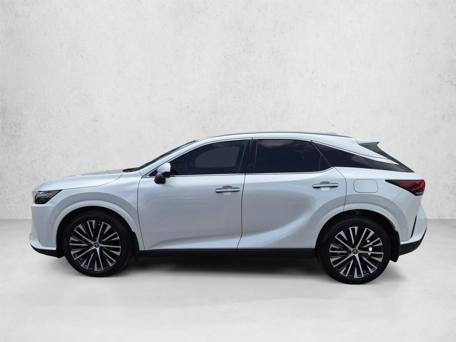 Certified Used 2023 Eminent White Pearl Lexus RX 350 Premium Plus image 9