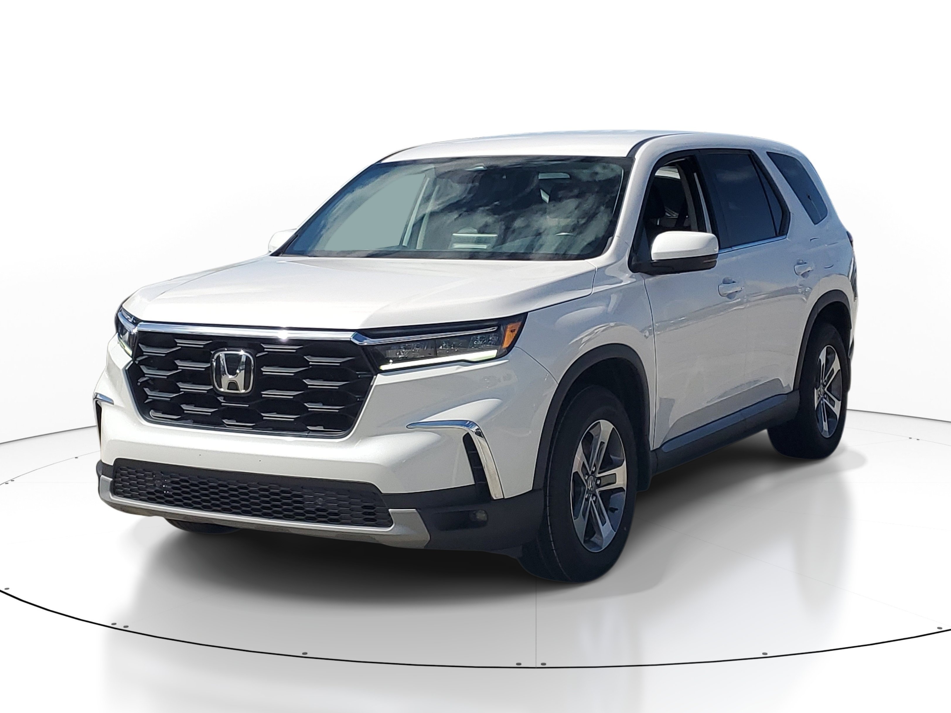 Used 2025 White Honda EX-L image 2