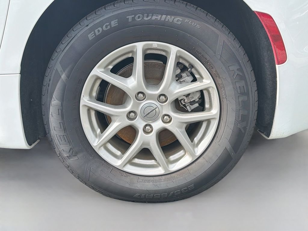Used 2024 Bright White Clearcoat Chrysler Touring L image 35