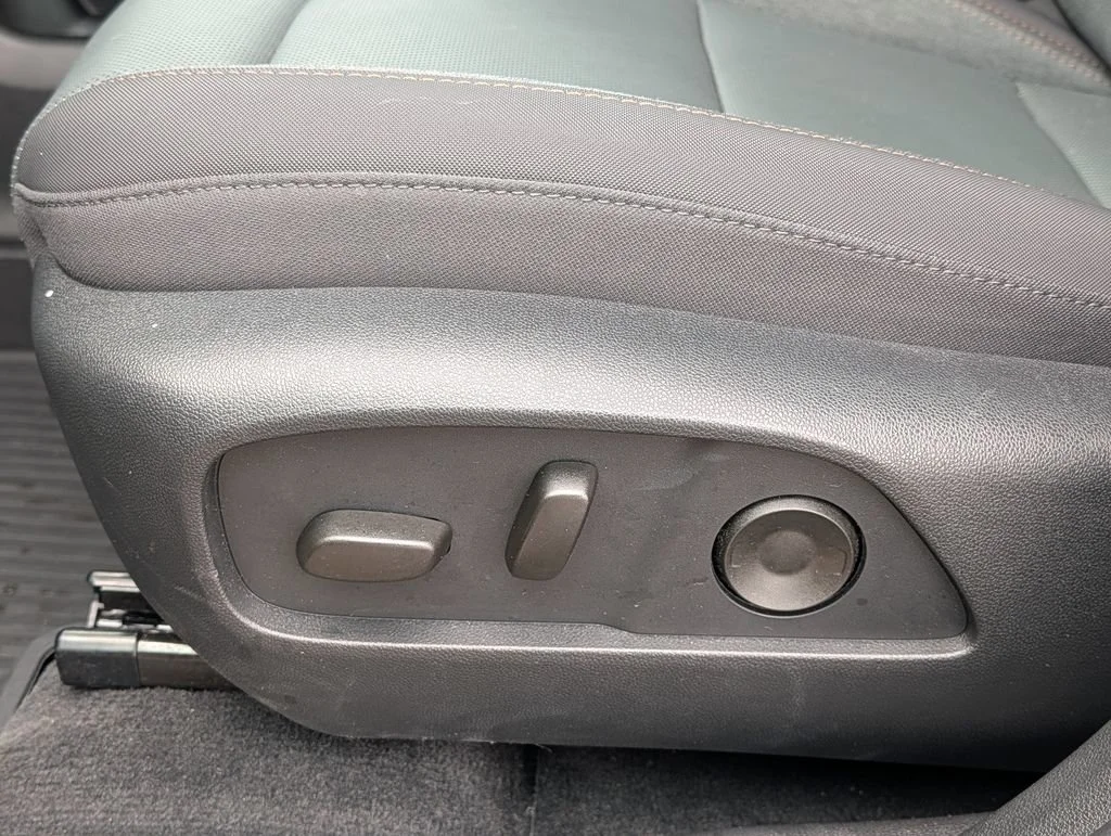 2026 GMC Terrain AT4 - Photo 13