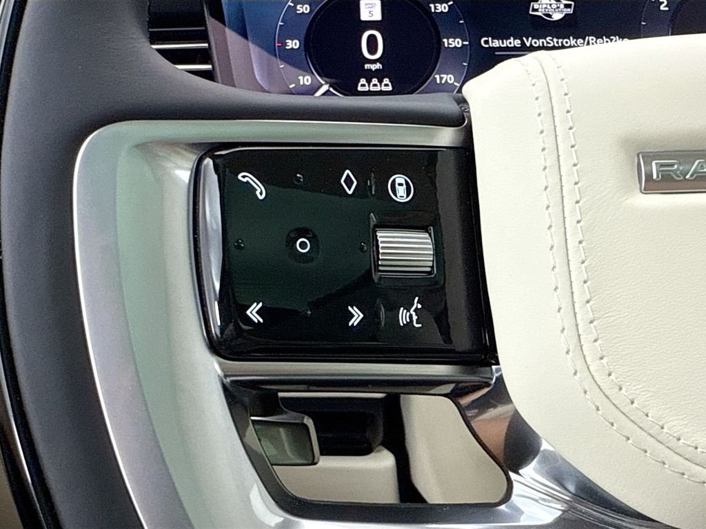 New 2026 Batumi Gold Land Rover SE image 12