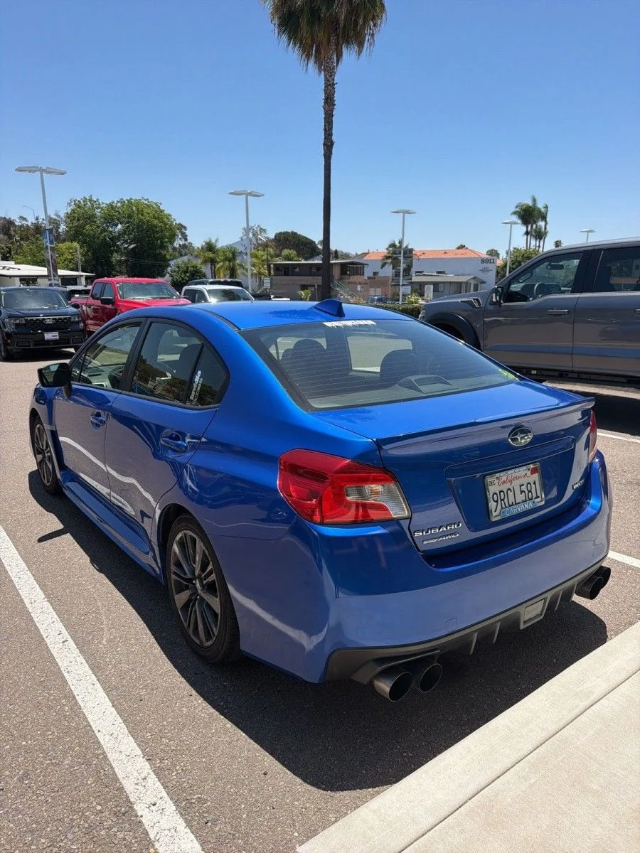 Used 2018 Blue Subaru Base image 6