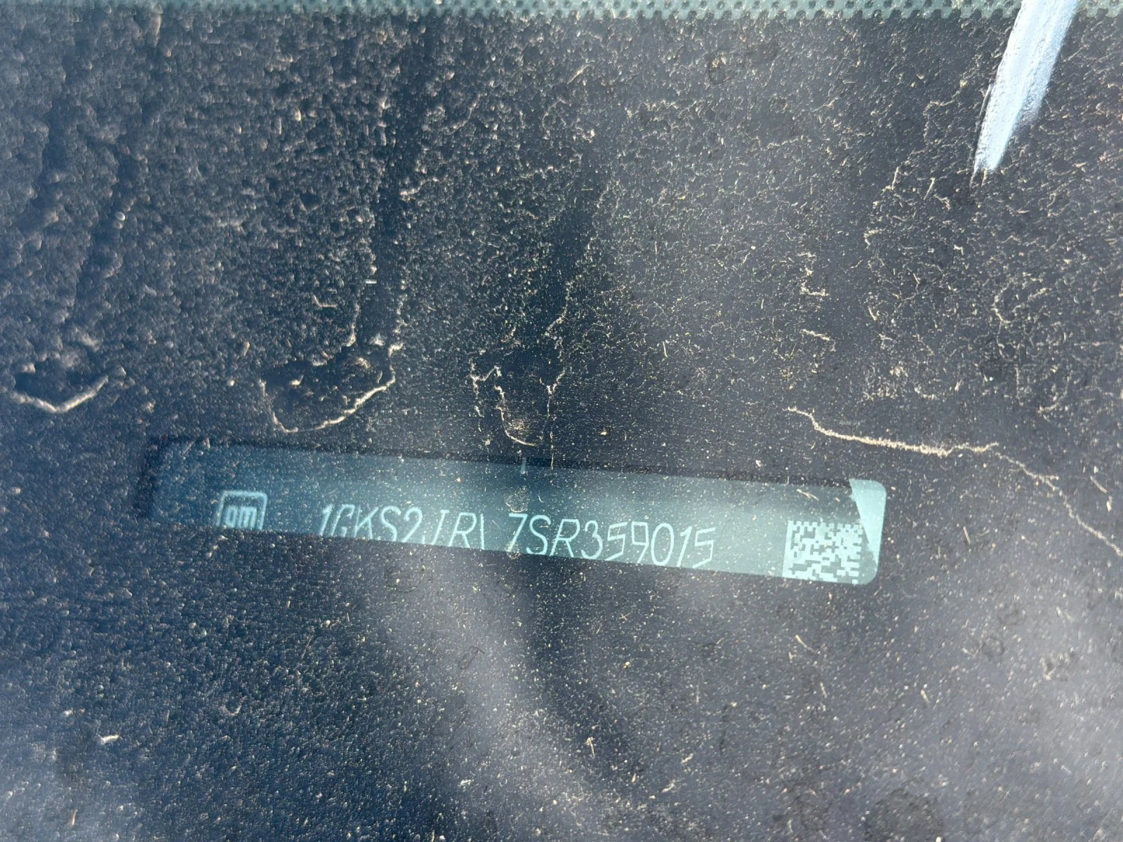 Used 2025 Sterling Metallic GMC Denali image 3