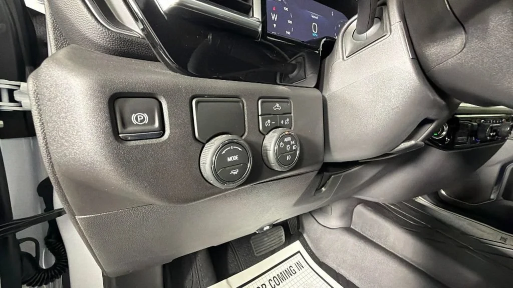 Used 2026 Summit White Chevrolet RST image 20
