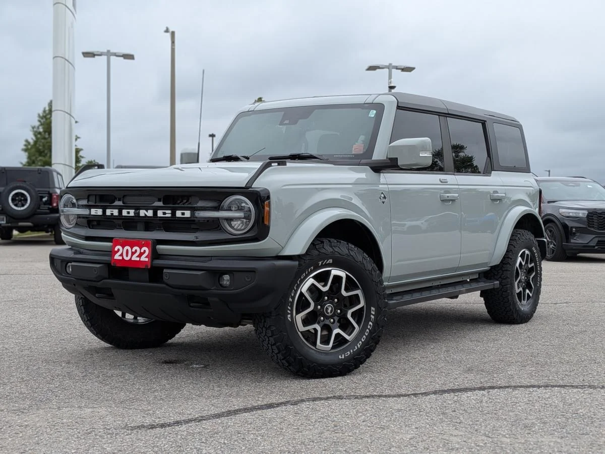 Used 2022 Grey Ford Outer Banks 4 Door image 1