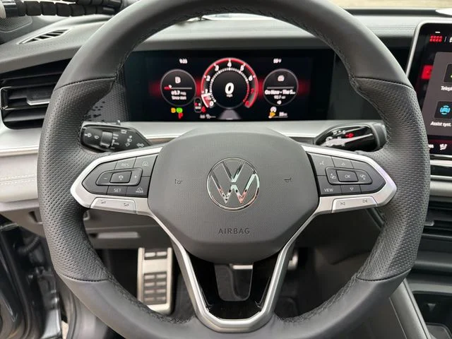 2026 Volkswagen Tiguan SE R-LINE BLACK - Photo 15