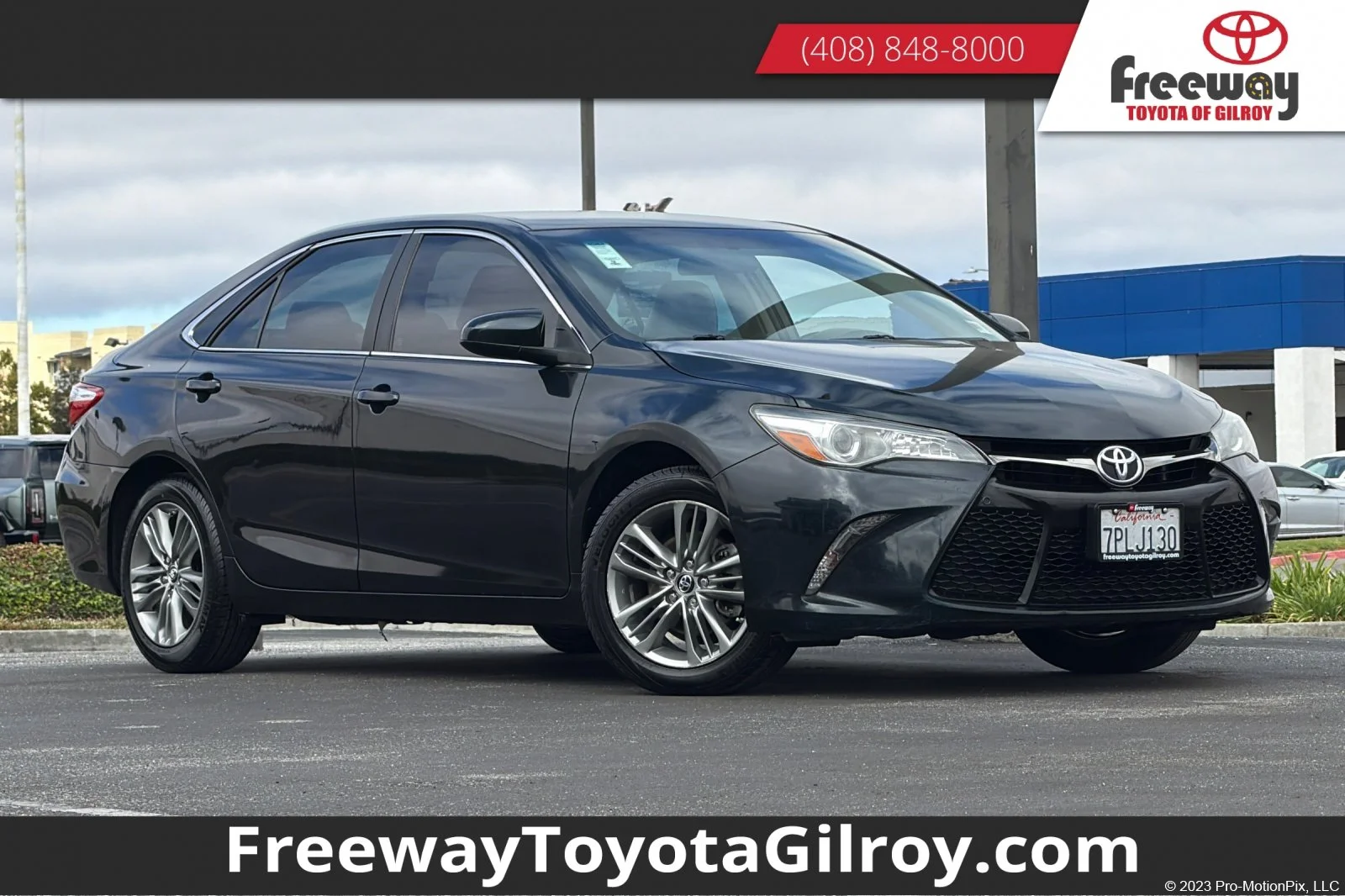 Used 2016 Gray Toyota SE image 1