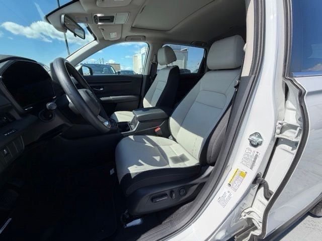 Used 2023 White Honda EX image 10