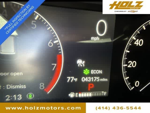 Used 2025 White Honda Touring image 12