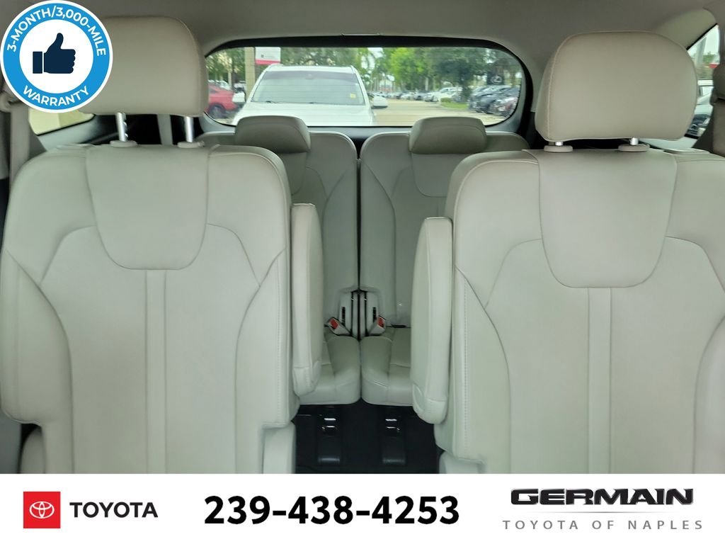Used 2022 Gray Kia SX image 30