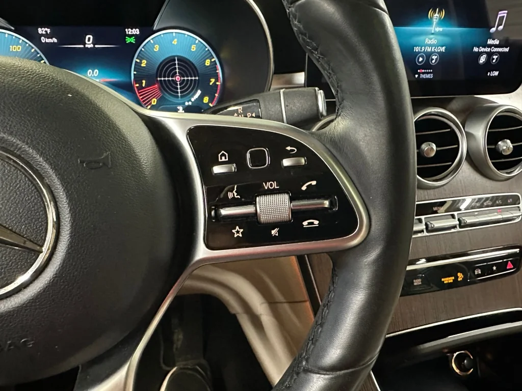 2021 Mercedes-Benz GLC GLC300 - Photo 13