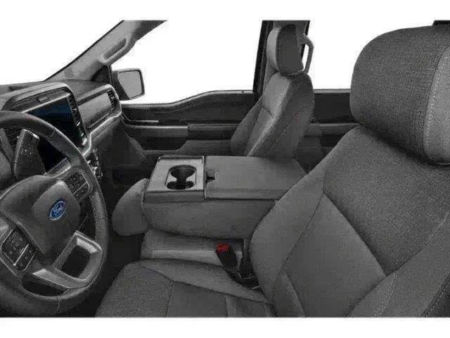 New 2026 Oxford White Ford XLT image 6