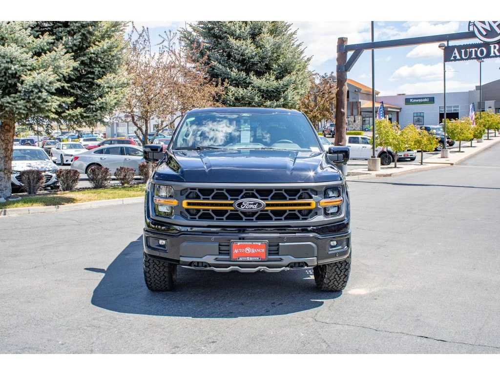 New 2026 AGATE BLACK METALLIC Ford Tremor image 3