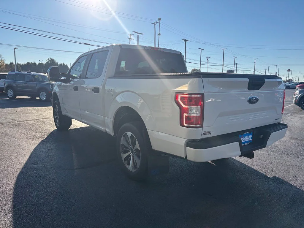 Used 2020 White Ford XL image 7