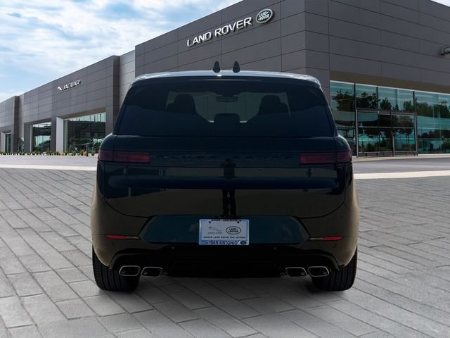 New 2026 British Racing Green Land Rover Autobiography image 4