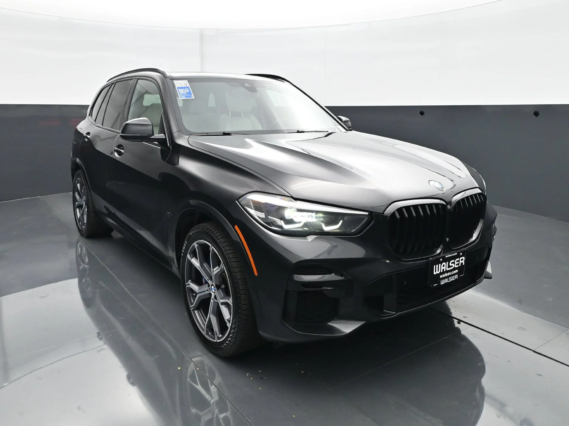 Used 2022 Black Sapphire Metallic BMW xDrive40i image 11