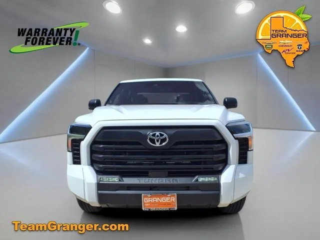 Used 2025 White Toyota SR5 image 7