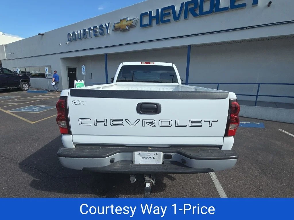 Used 2006 White Chevrolet Work Truck image 6