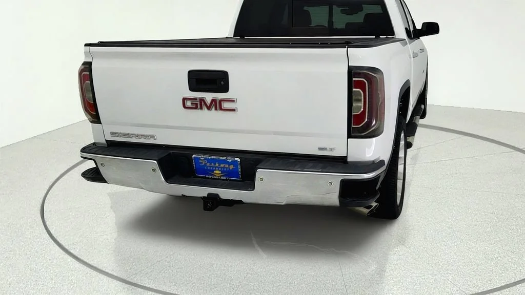 Used 2018 SUMMIT WHITE GMC SLT image 6