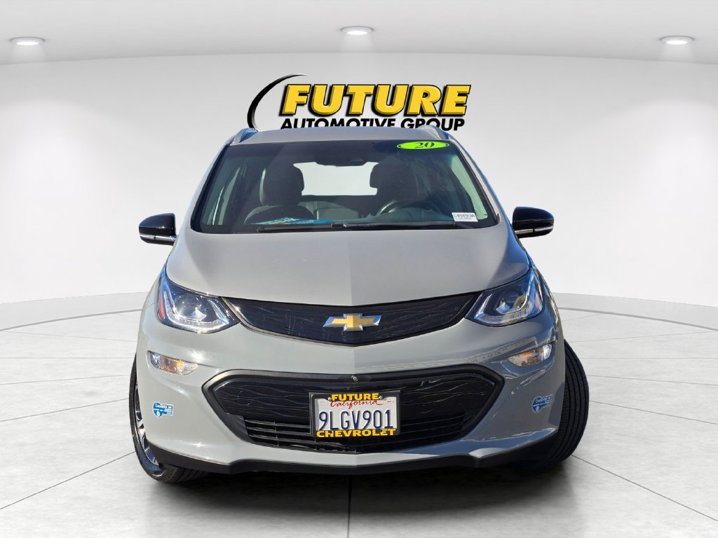 Used 2020 Gray Chevrolet Premier image 2