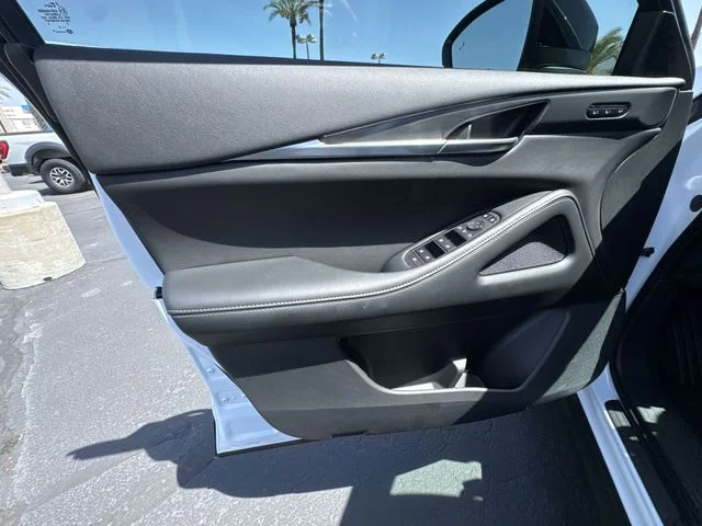 New 2027 White INFINITI LUXE image 23