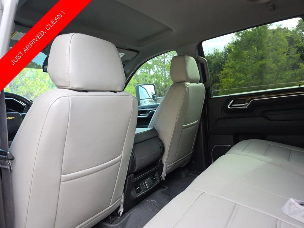 Used 2024 Gray Chevrolet LT image 22