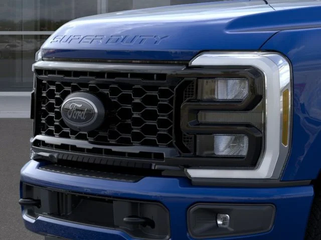 New 2026 Blue Metallic Ford XLT image 17