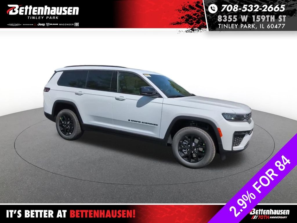 New 2026 Bright White Clear-Coat Exterior Paint Jeep Laredo image 4