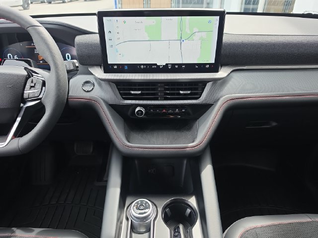 2026 Ford Explorer ST - Photo 13