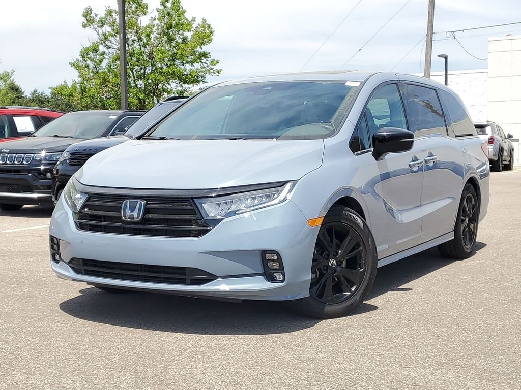 Used 2023  Honda Sport image 36