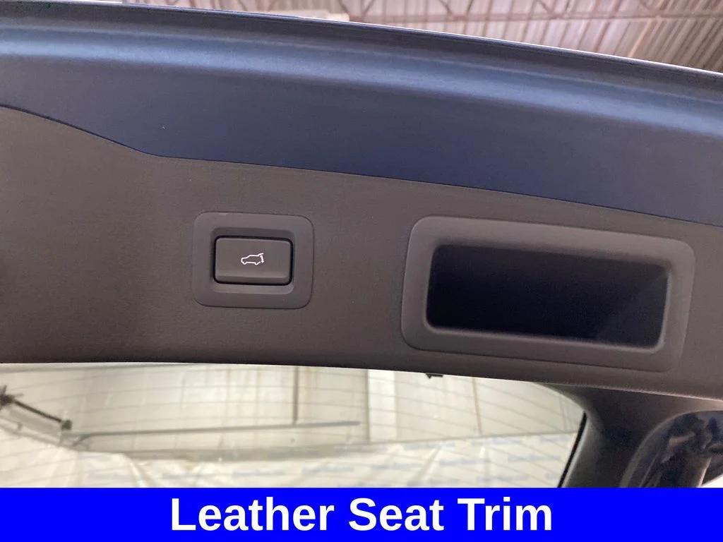 Used 2021 Blue Mazda Touring image 18