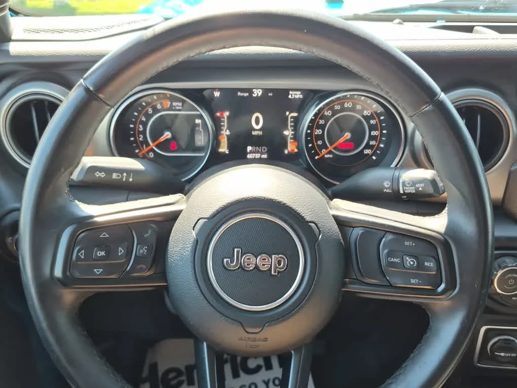 Used 2019 Bikini Pearlcoat Jeep Sport S image 13
