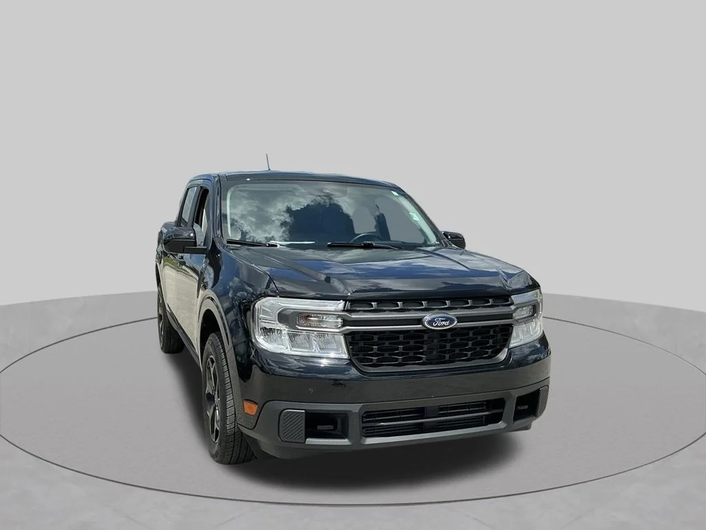 Used 2024 Black Ford XLT image 16