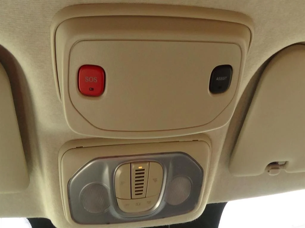 Used 2025 Bright White Clear Coat (pw7) RAM Tradesman 2500 image 22