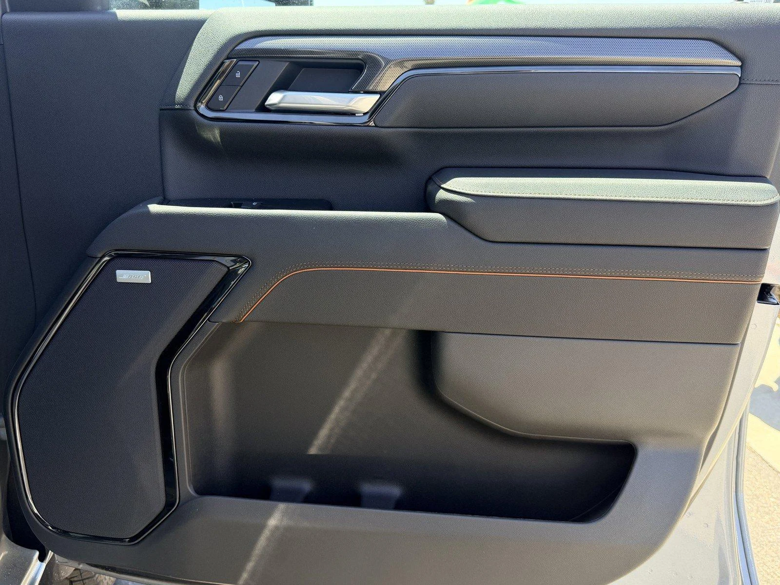 New 2026 Sterling Metallic GMC AT4 image 9