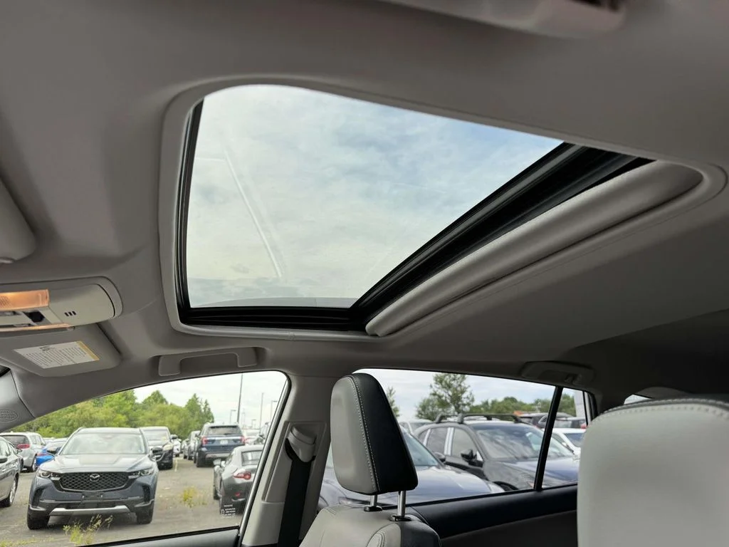 Used 2018 White Toyota Limited image 4