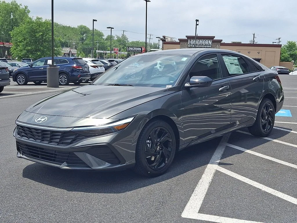 New 2026 Gray Hyundai SEL Sport image 2