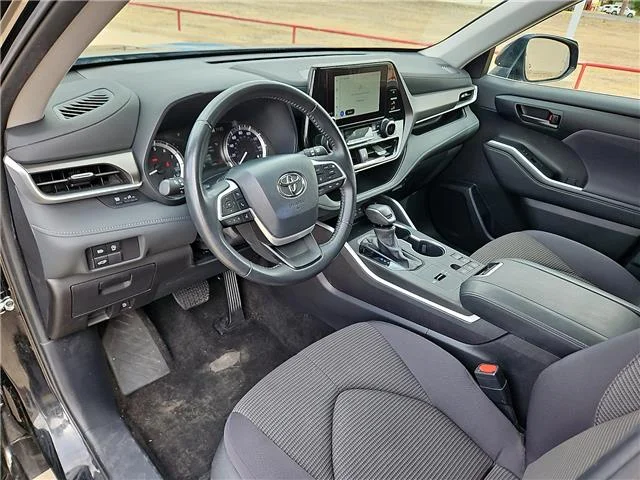 Used 2025 Black Toyota  image 12