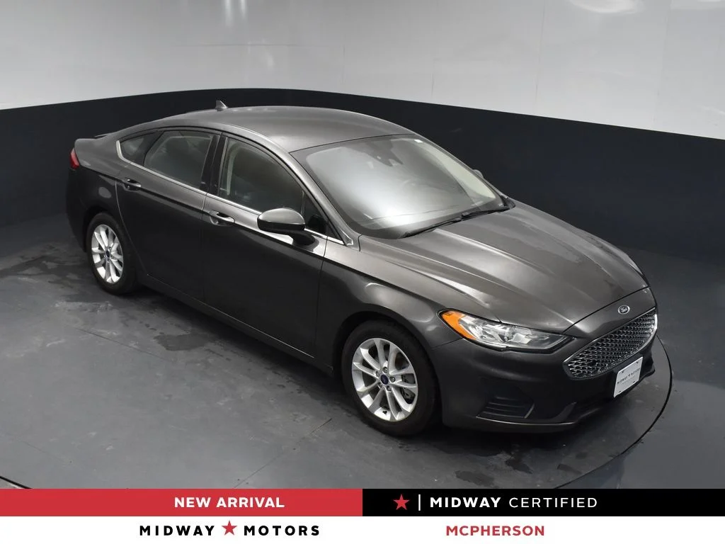 2019 Ford Fusion SE FWD's photo