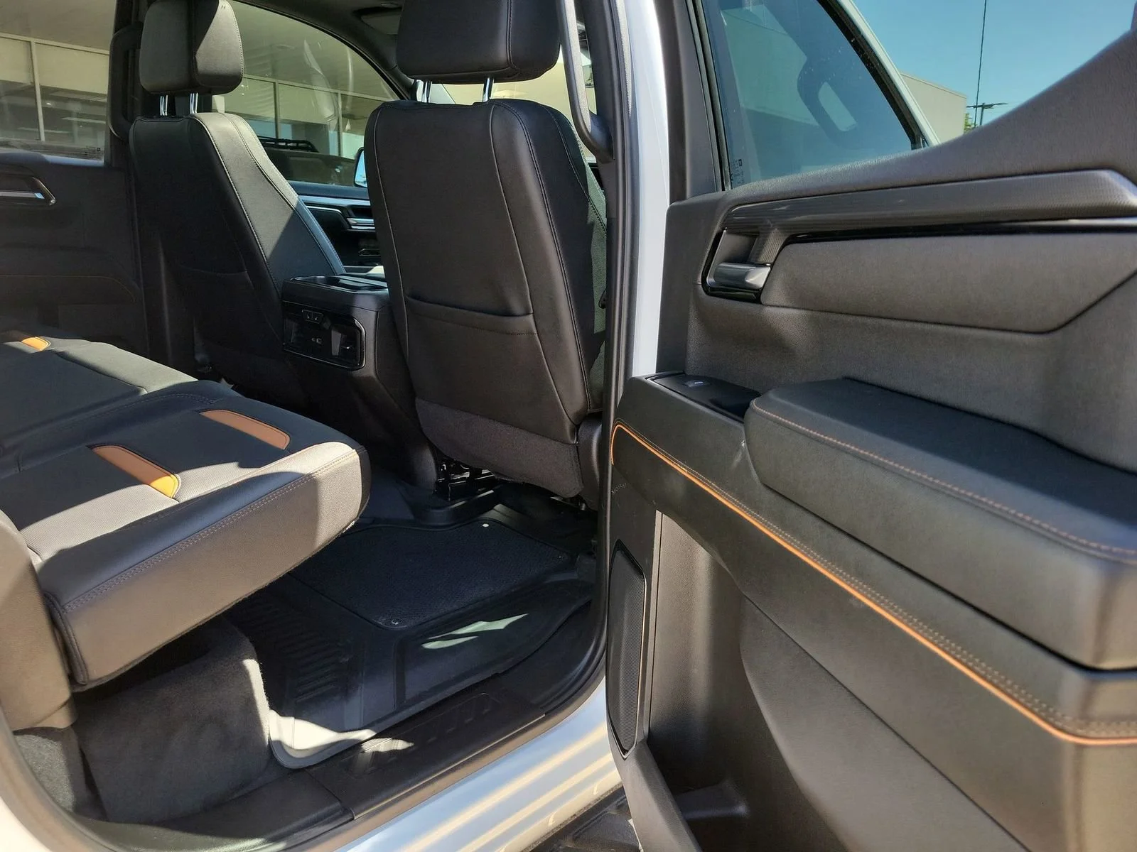 2025 GMC Sierra 1500 AT4 - Photo 28